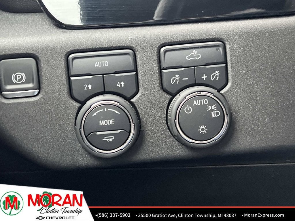 2025 Chevrolet Silverado 1500 LT - Photo 27