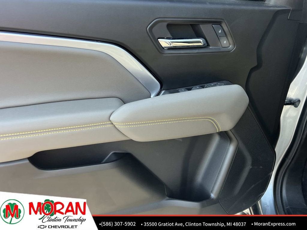 2024 Chevrolet Colorado ZR2 - Photo 16