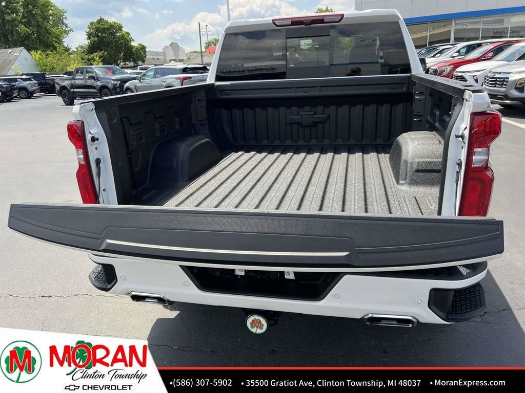 2025 Chevrolet Silverado 1500 High Country - Photo 13