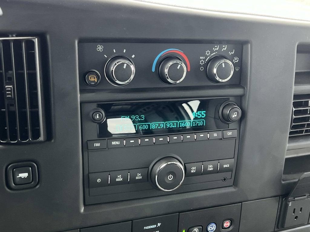 2025 Chevrolet Express Cargo 2500 WT