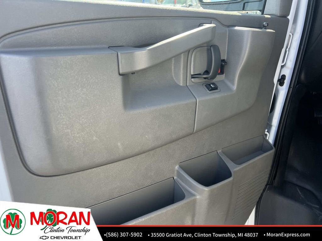 2024 Chevrolet Express Cargo 2500 WT