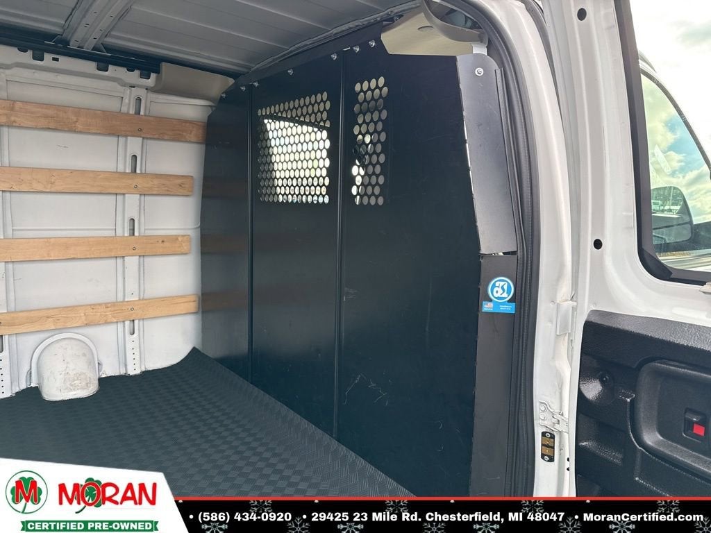 2024 Chevrolet Express Cargo 2500 WT