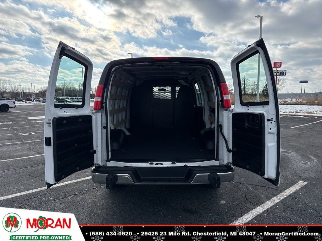 2024 Chevrolet Express Cargo 2500 WT