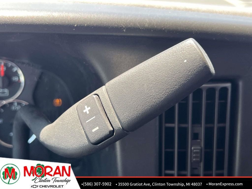 2024 Chevrolet Express Cargo Work Van - Photo 22