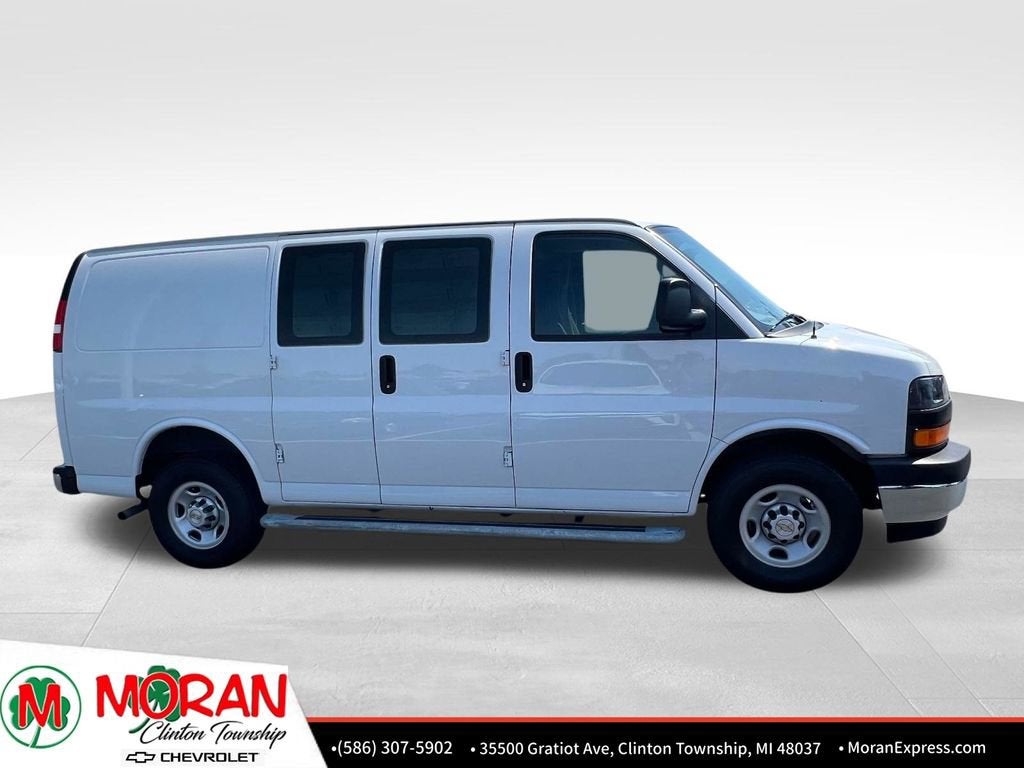 2024 Chevrolet Express Cargo Work Van - Photo 8