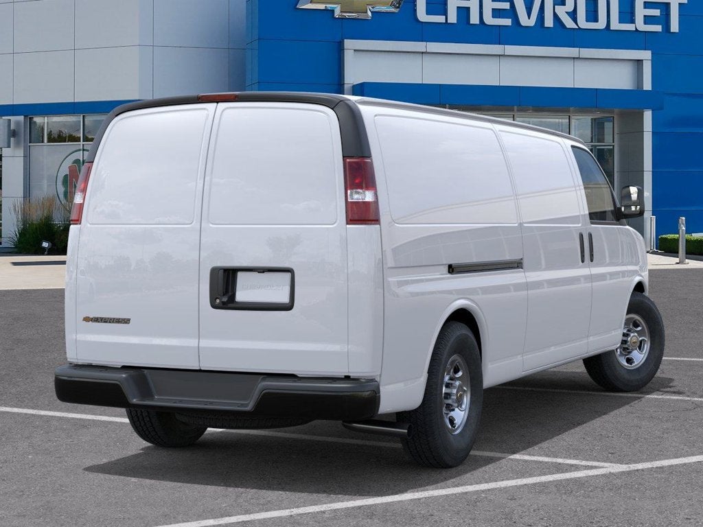 2026 Chevrolet Express Cargo WT