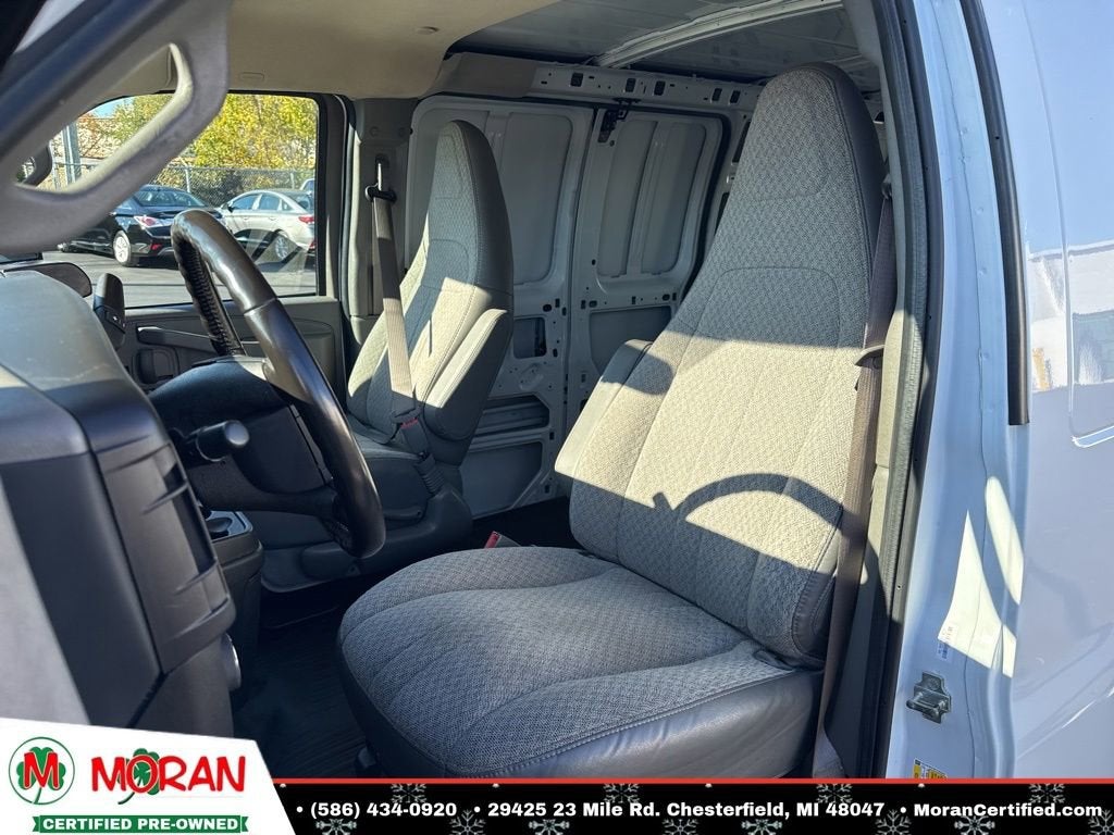 2023 Chevrolet Express Cargo 3500 WT