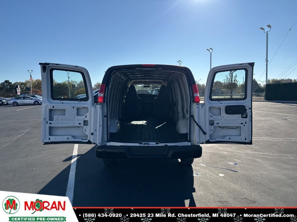 2023 Chevrolet Express Cargo 3500 WT