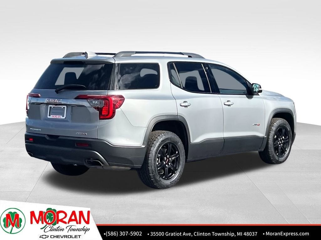 2023 GMC Acadia AT4