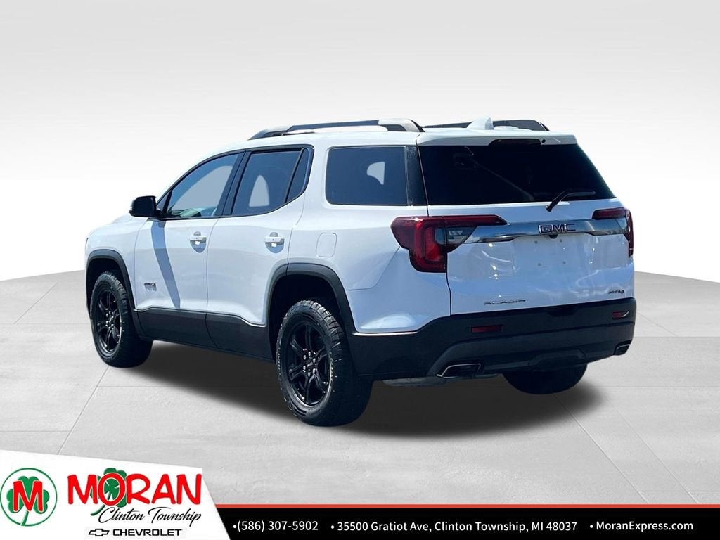 2023 GMC Acadia AT4