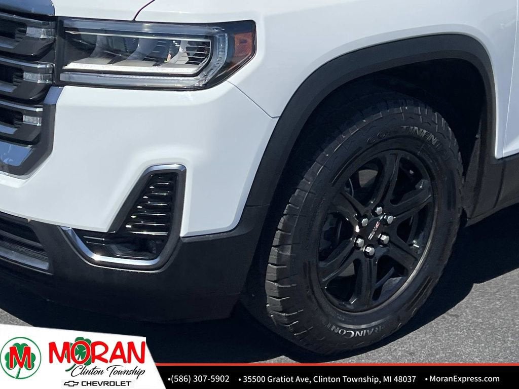2023 GMC Acadia AT4