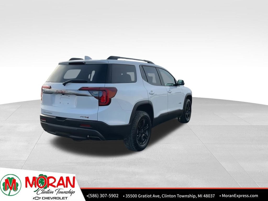 2023 GMC Acadia AT4