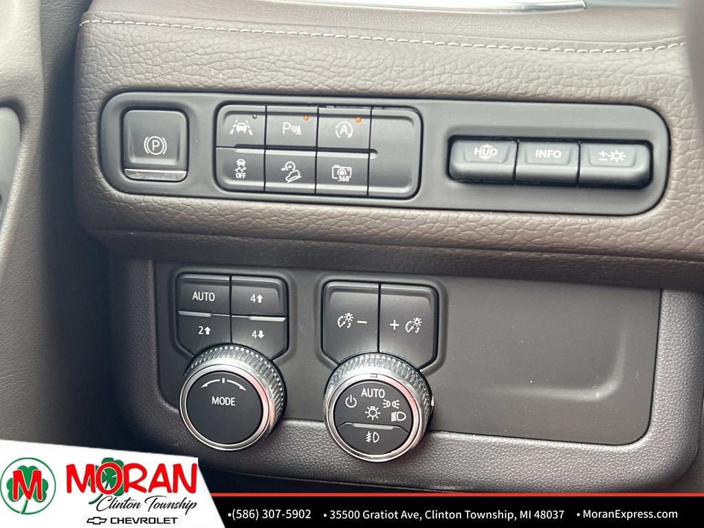 2023 GMC Yukon Denali - Photo 30