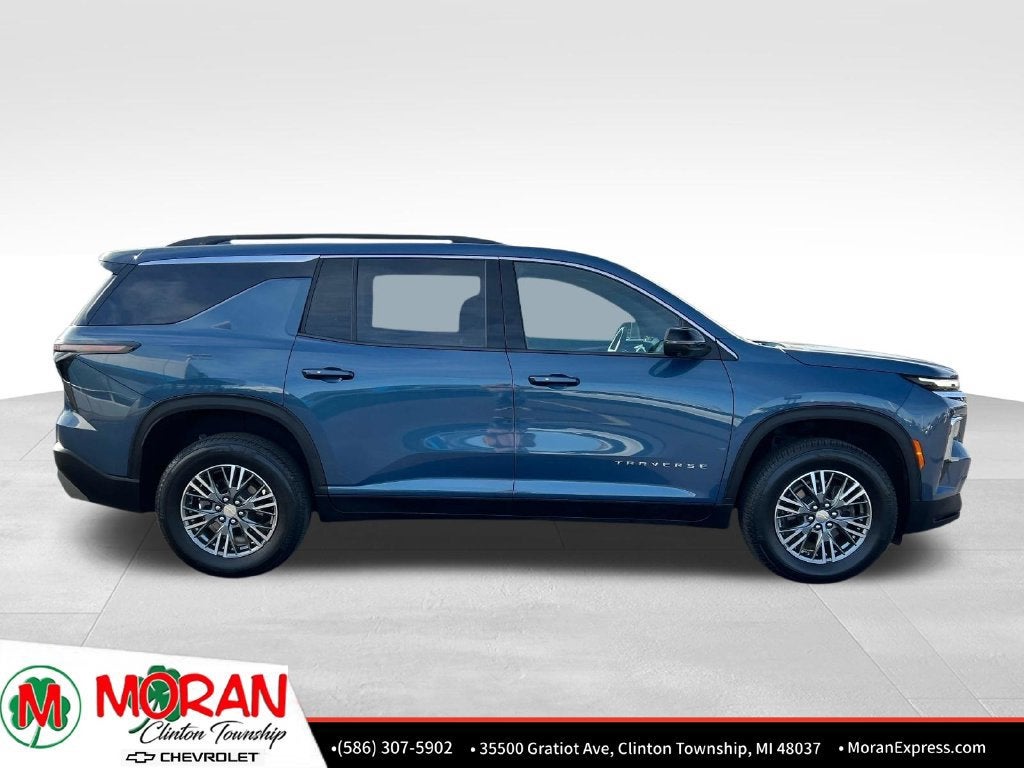 2024 Chevrolet Traverse 1LT - Photo 7