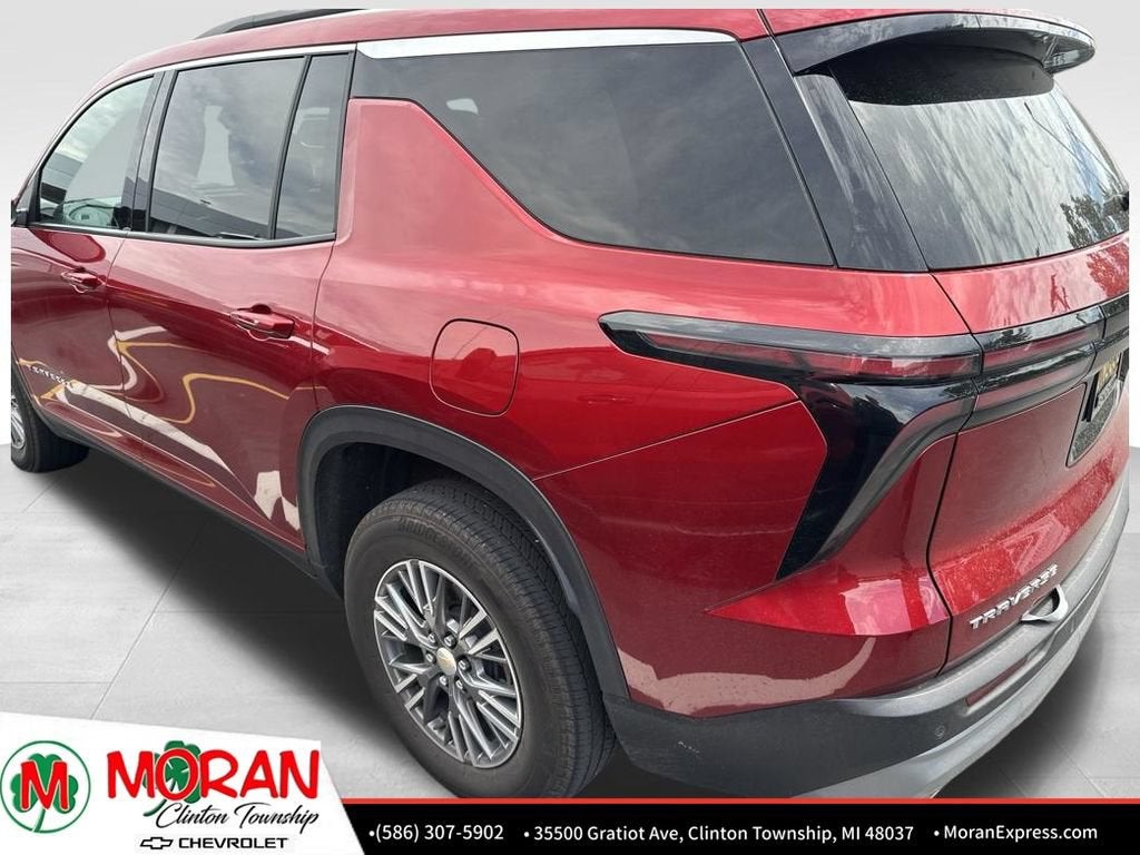 2024 Chevrolet Traverse LT