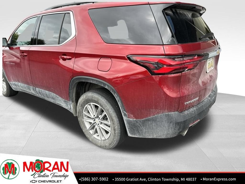 2023 Chevrolet Traverse LT Cloth