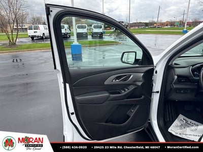 2021 Chevrolet Traverse LT Cloth