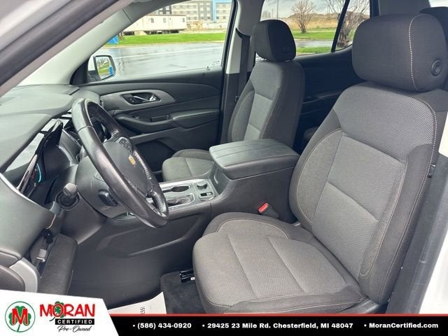 2021 Chevrolet Traverse LT Cloth