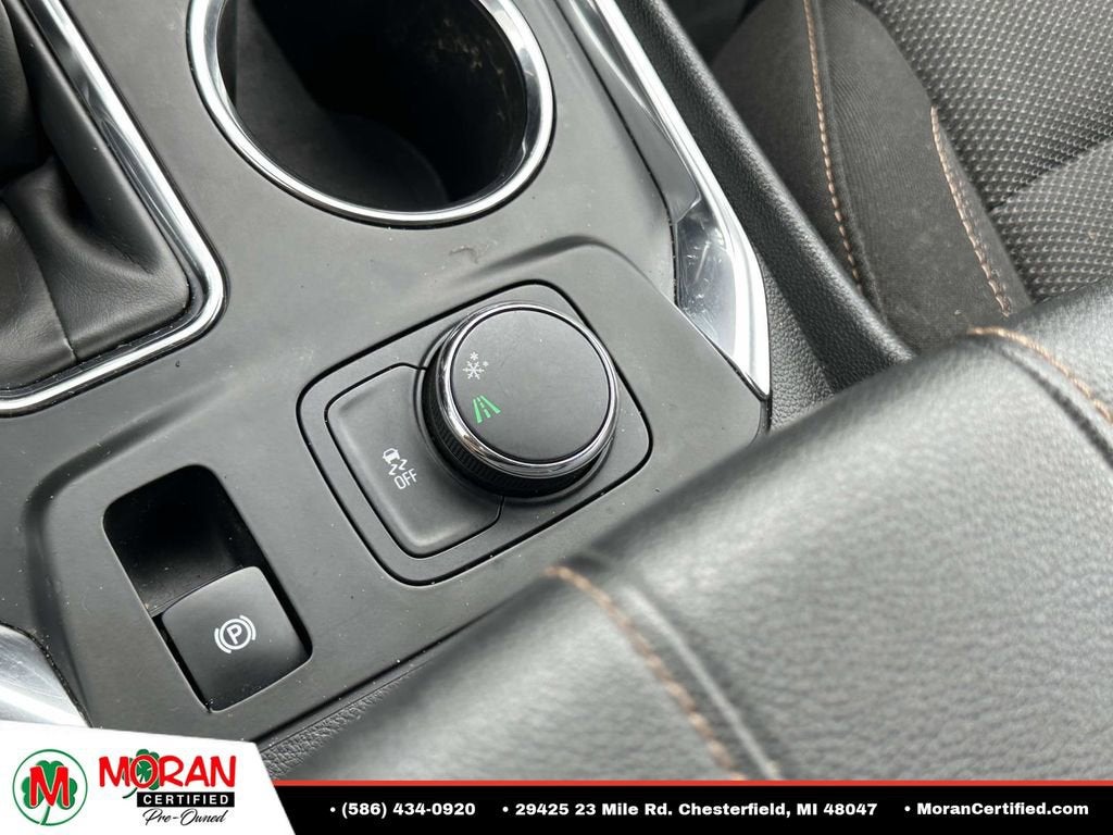 2021 Chevrolet Traverse LT Cloth