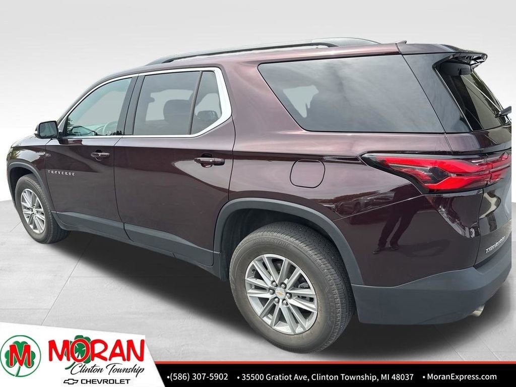 2023 Chevrolet Traverse LT Cloth
