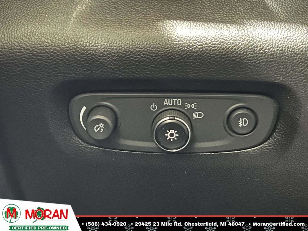 2018 Chevrolet Traverse LT Cloth