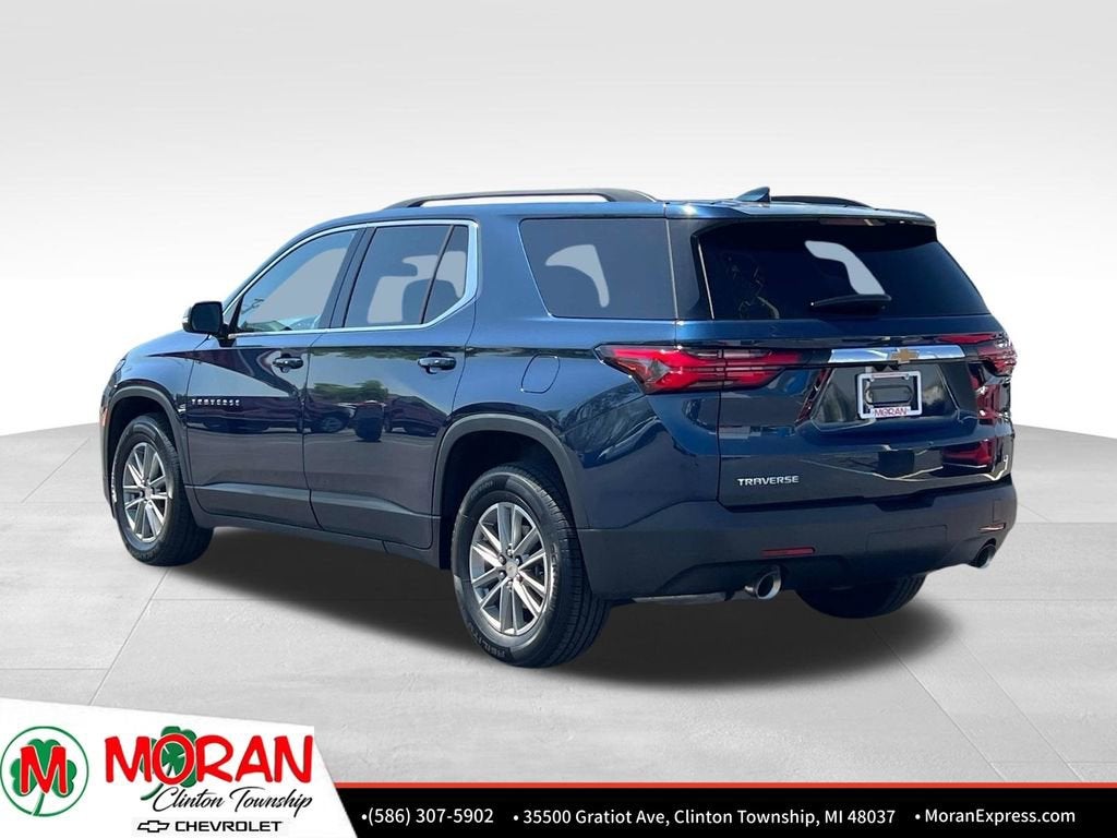 2023 Chevrolet Traverse LT Cloth