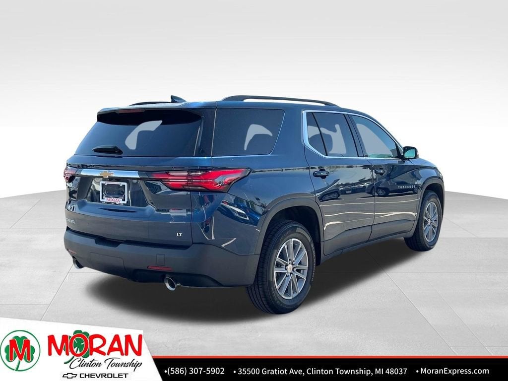2023 Chevrolet Traverse LT Cloth