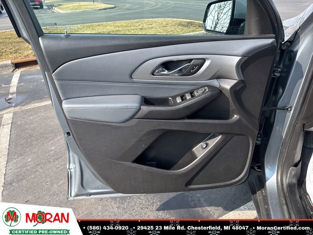 2018 Chevrolet Traverse LT Cloth