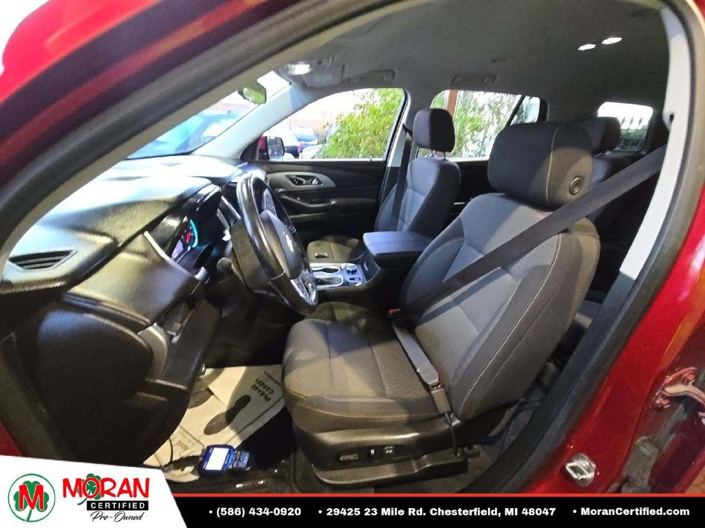 2020 Chevrolet Traverse LT Cloth