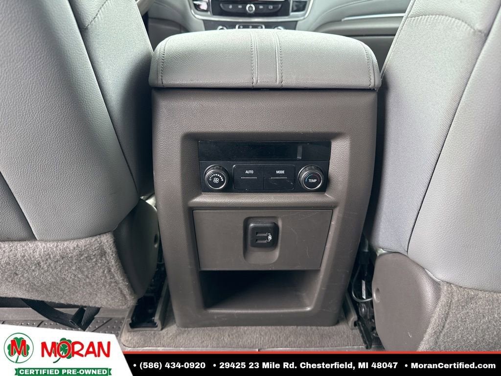 2020 Chevrolet Traverse LT Leather