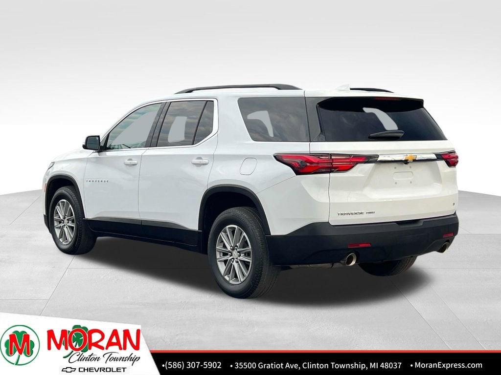2023 Chevrolet Traverse LT Cloth