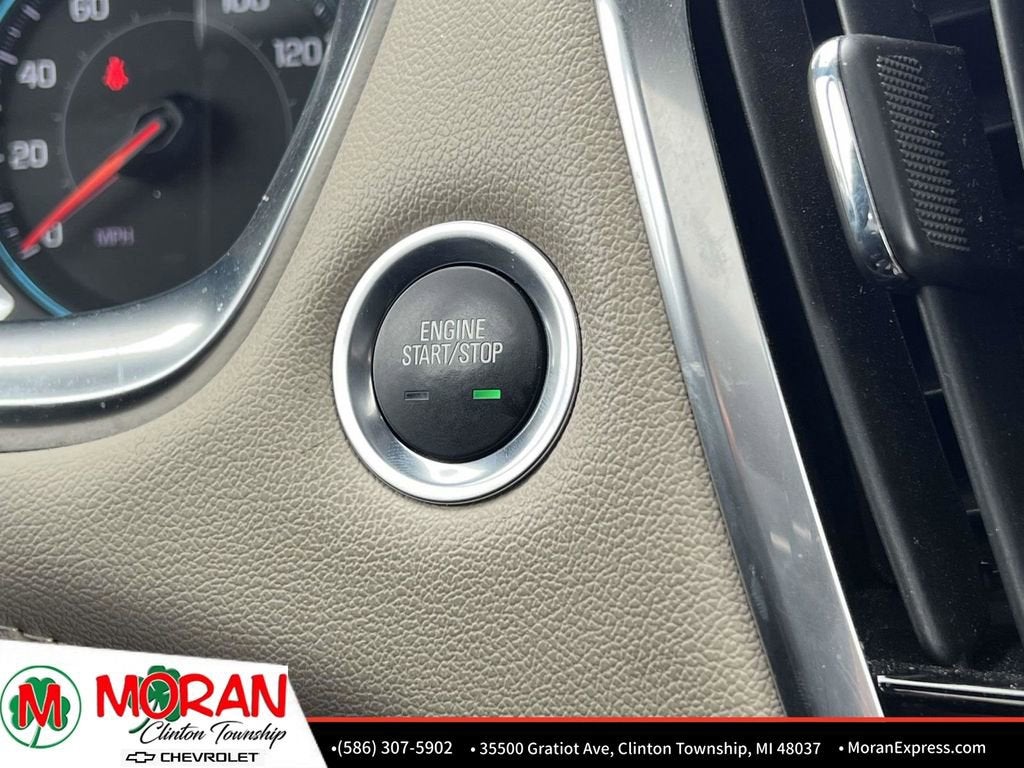 2022 Chevrolet Traverse LT Leather