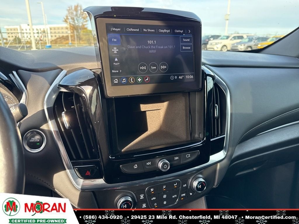 2022 Chevrolet Traverse LT Leather