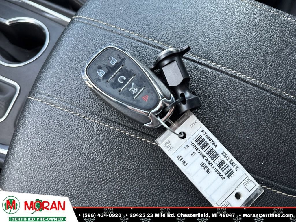 2022 Chevrolet Traverse LT Leather