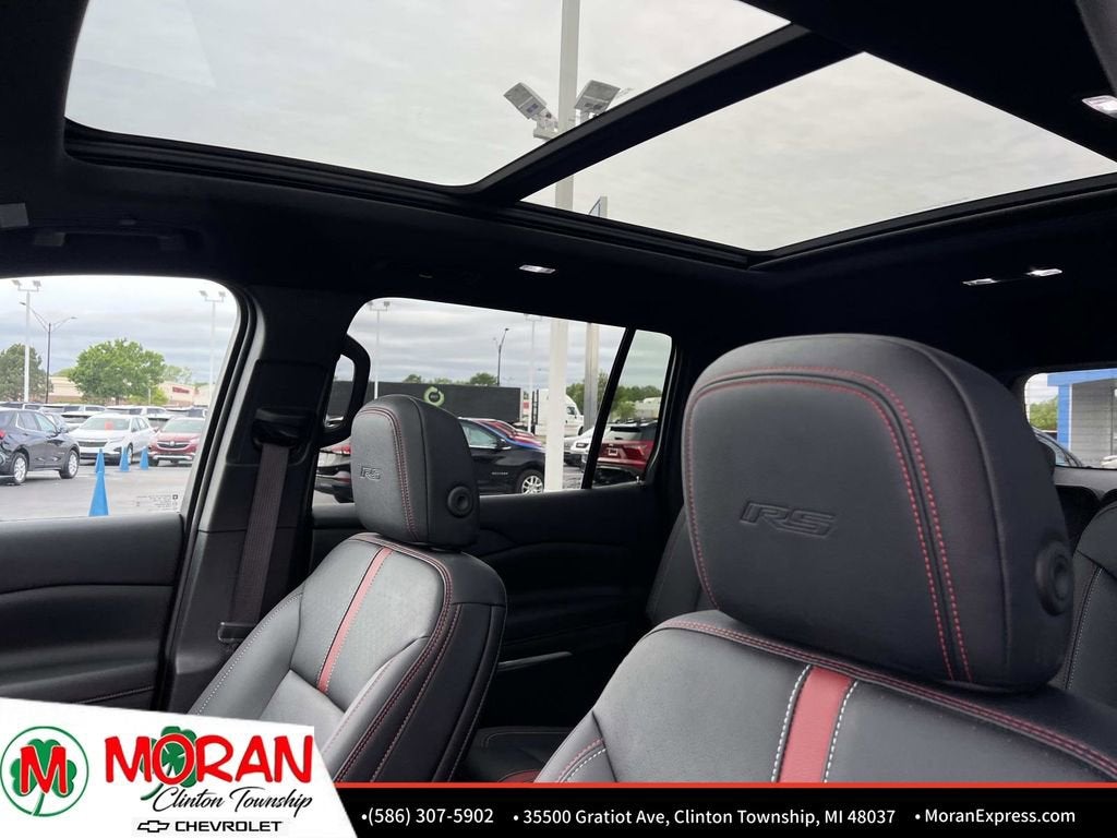 2025 Chevrolet Traverse RS