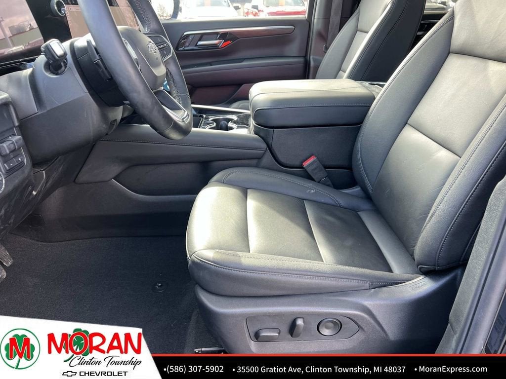 2025 Chevrolet Suburban Z71