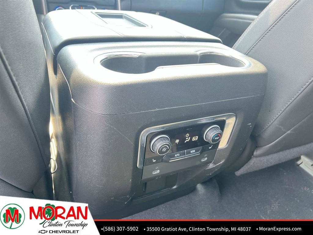 2023 Chevrolet Suburban High Country