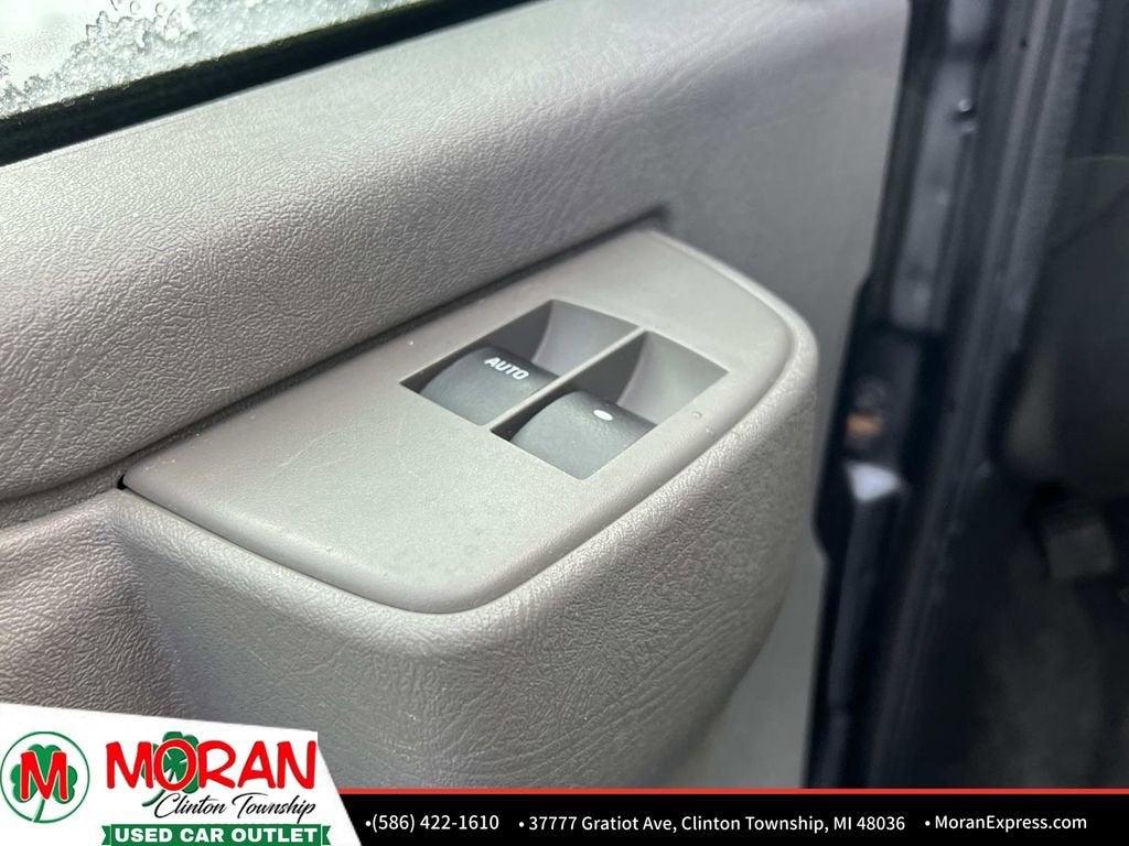 2017 Chevrolet Express Passenger 2500 LS