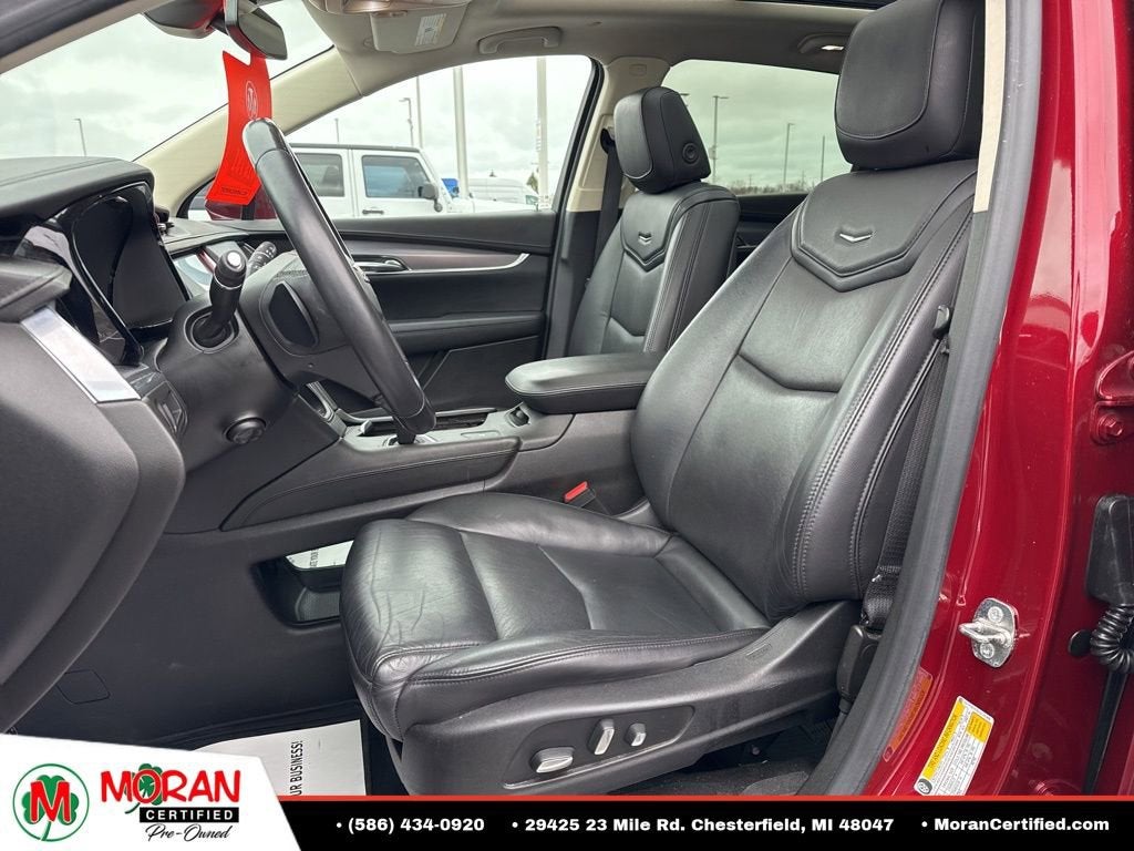 2018 Cadillac XT5 Luxury FWD