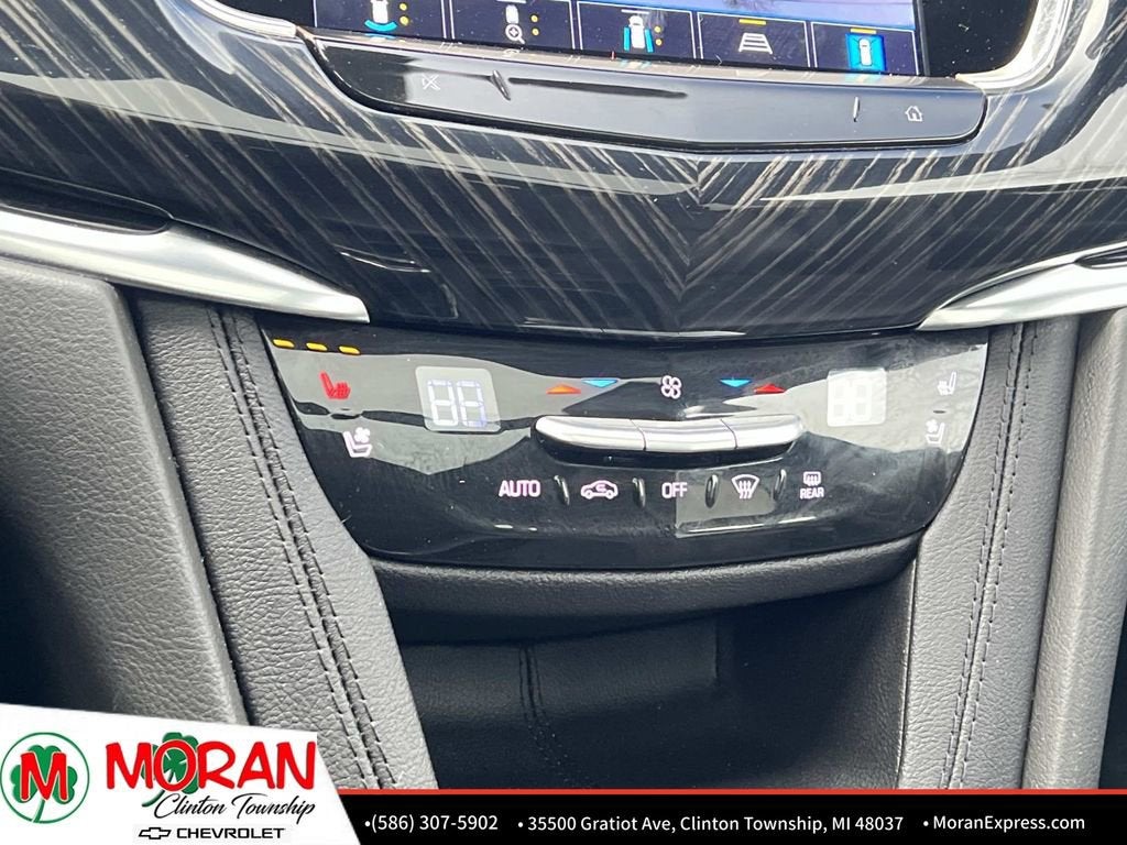 2025 Cadillac XT6 Premium Luxury