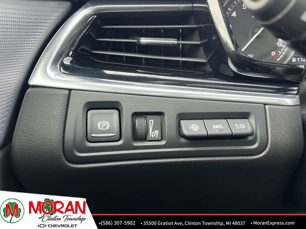 2025 Cadillac XT6 Premium Luxury