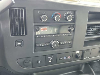 2025 Chevrolet Express Cutaway 3500 1WT