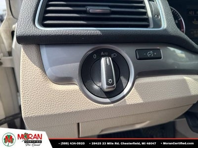 2014 Volkswagen Passat 1.8T Wolfsburg Edition