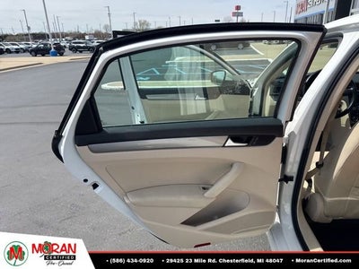 2014 Volkswagen Passat 1.8T Wolfsburg Edition