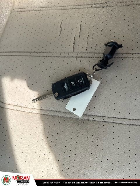 2014 Volkswagen Passat 1.8T Wolfsburg Edition