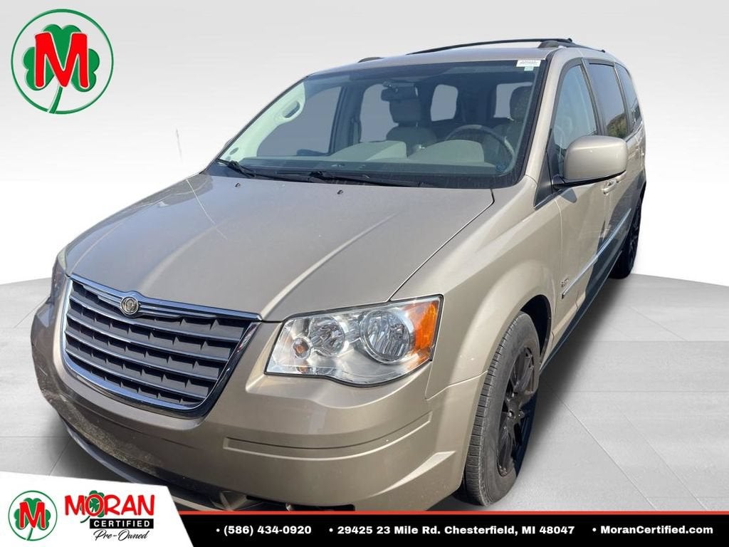 2009 Chrysler Town & Country Touring