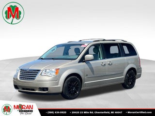 2009 Chrysler Town &amp; Country Touring