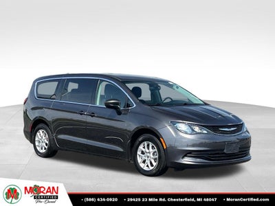 2020 Chrysler Voyager LX