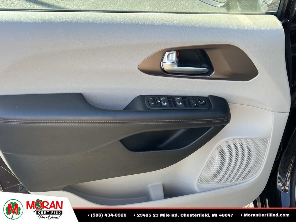 2018 Chrysler Pacifica Touring L Plus