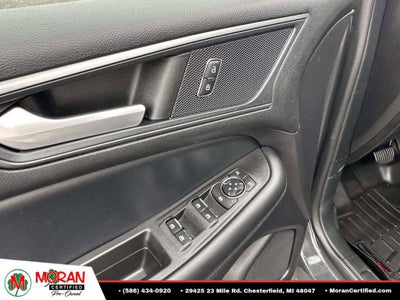 2021 Ford Edge SE